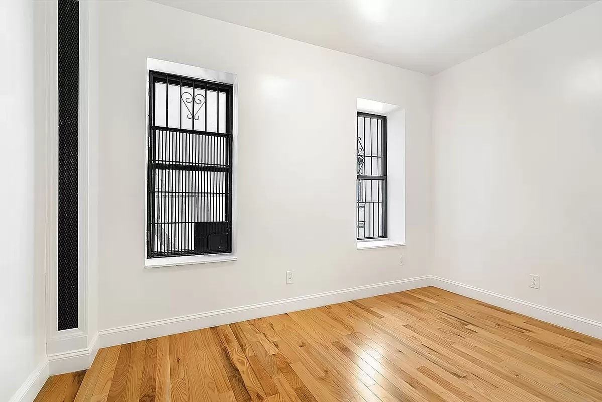 206 Rivington St #D1