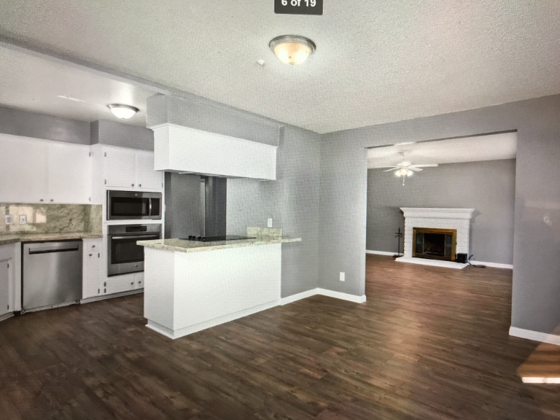 1330 N Winery Ave - Photo 6 of 18