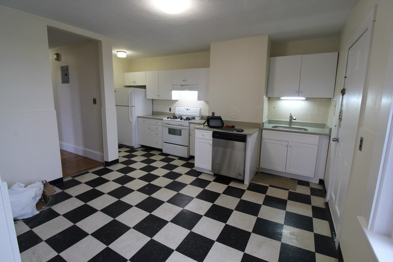 Elm Street - Photo 2 of 8