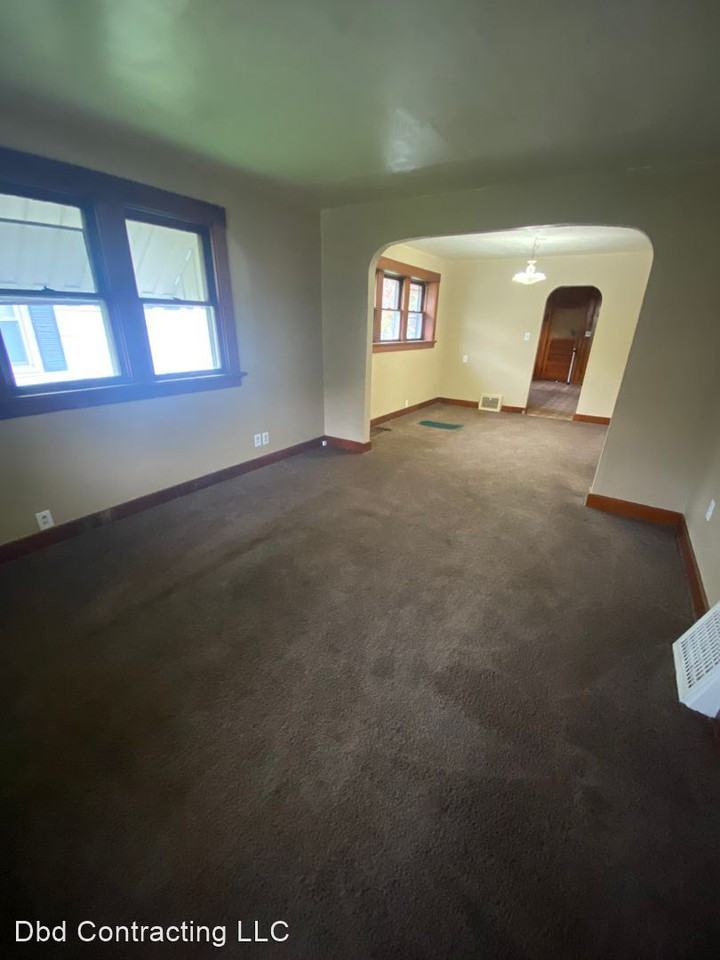 4206 Buell Dr - Photo 2 of 6