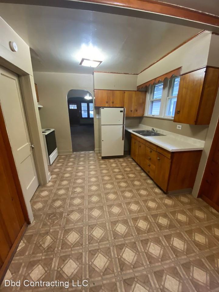 4206 Buell Dr - Photo 3 of 6