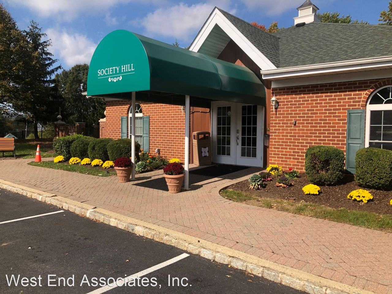 1888 1888 Mansfield  - 1 - Photo 3 of 7