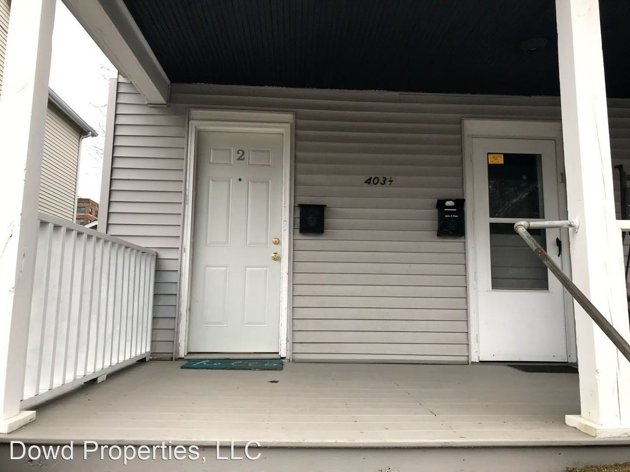 403 1/2 E. Monroe - Photo 2 of 10