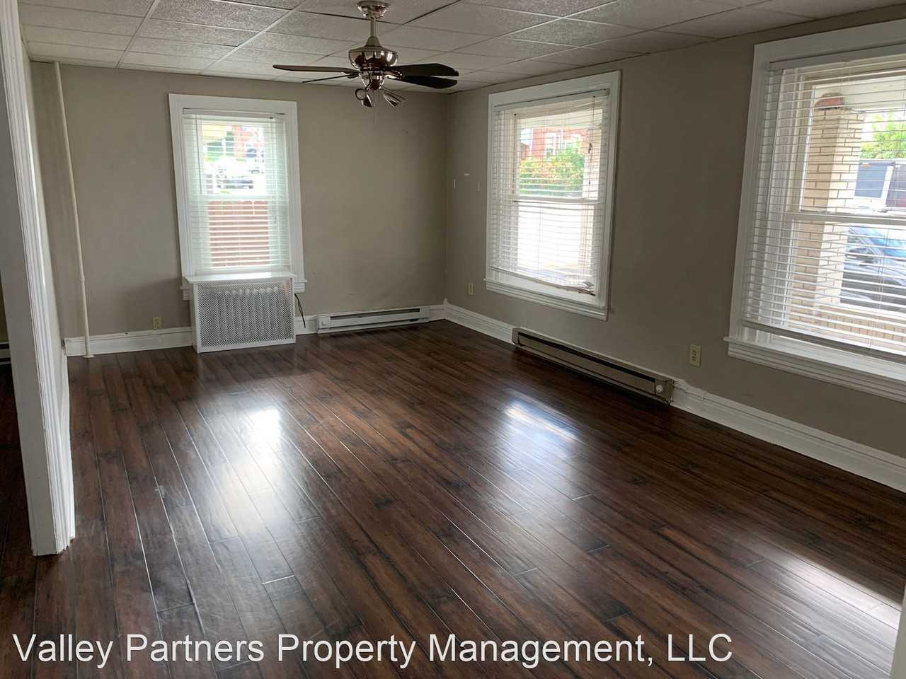 201 S 4th Street - Photo 2 of 18