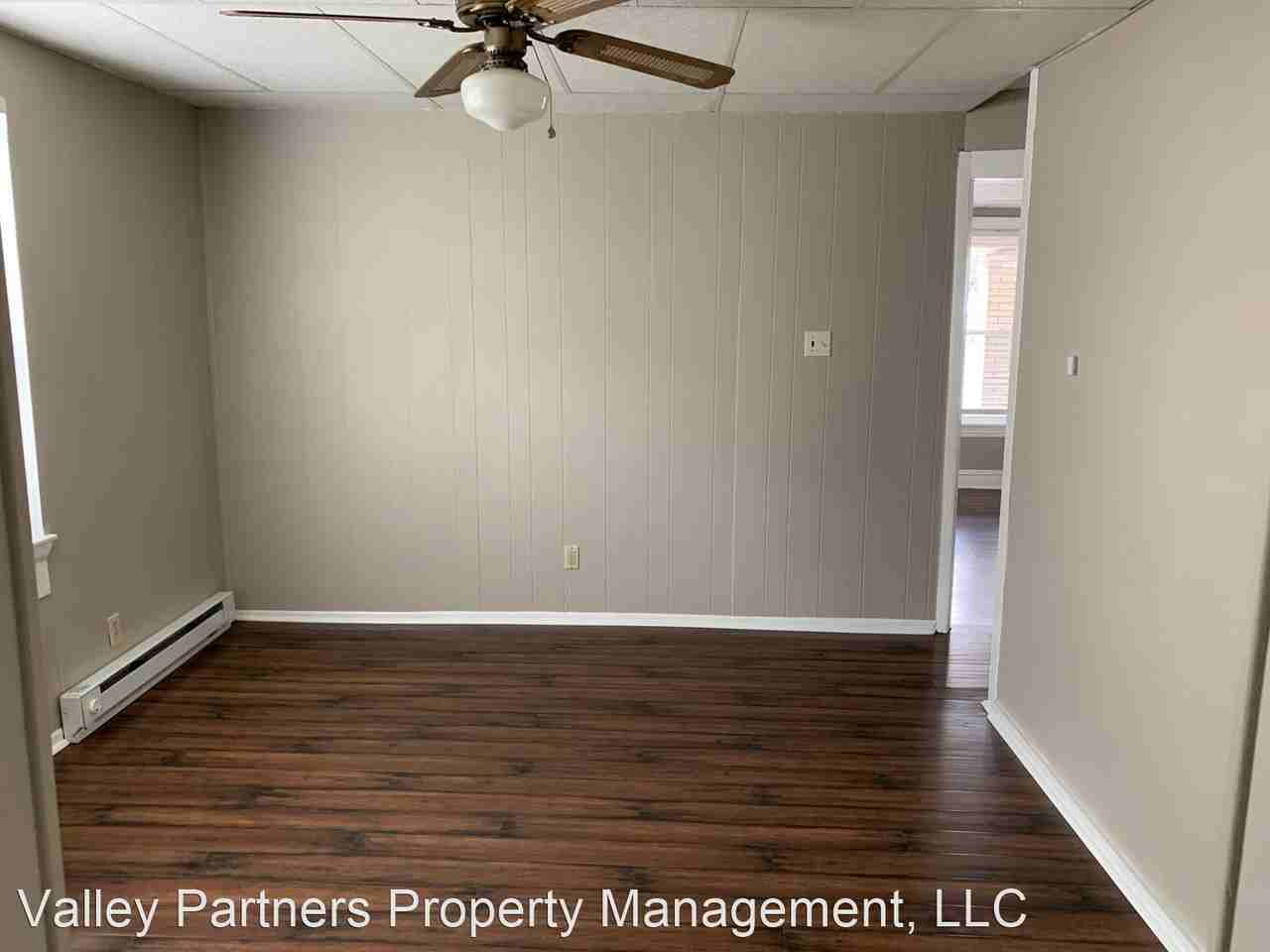 201 S 4th Street - Photo 3 of 18