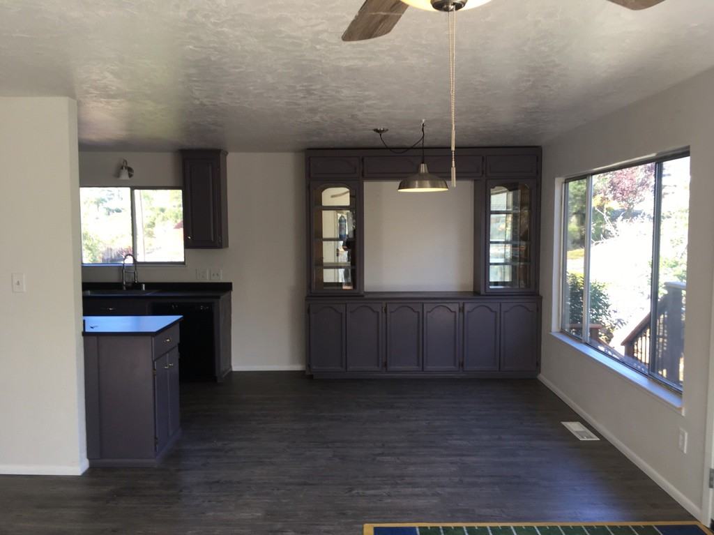 9247 Fairway Dr - Photo 5 of 19