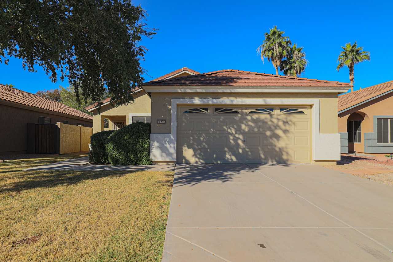 1320 S Porter St - Photo 3 of 32