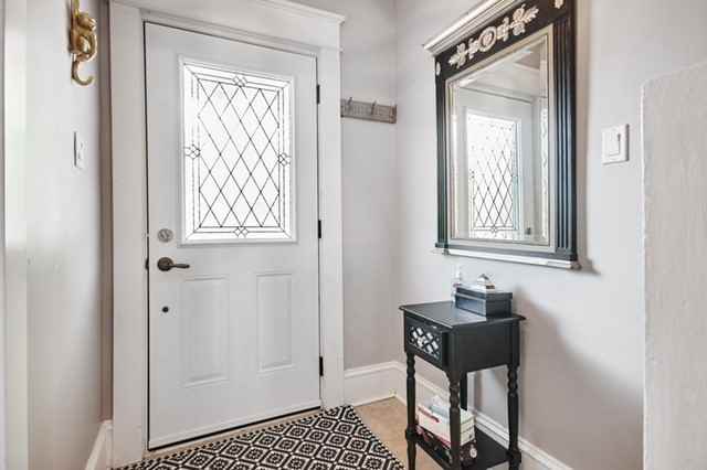 31 Adelaide Street - Photo 3 of 20