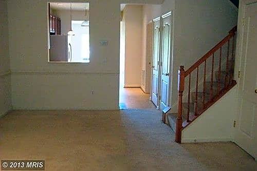 303 Leontyne Pl - Photo 2 of 10