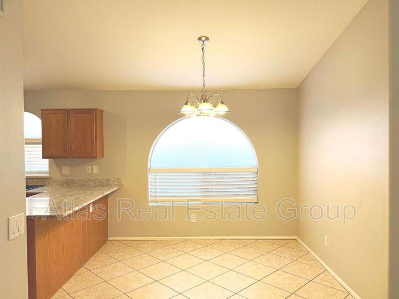 29805 N Broken Shale Dr - Photo 2 of 23