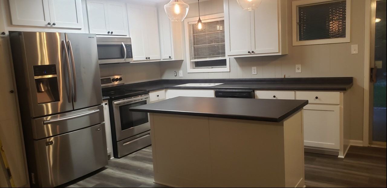 104 Humble Circle - Photo 2 of 12