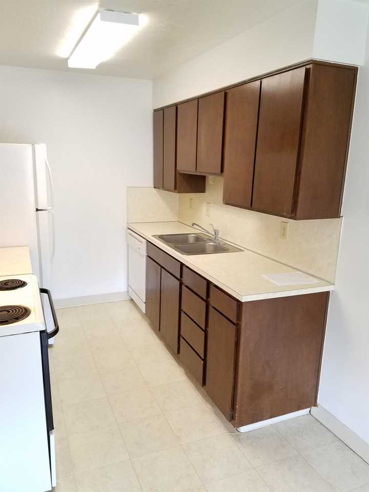 1419 W 1650 N #4 - Photo 3 of 14