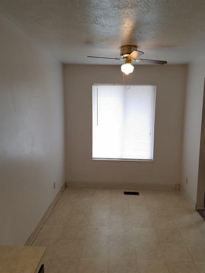 1419 W 1650 N #4 - Photo 4 of 14
