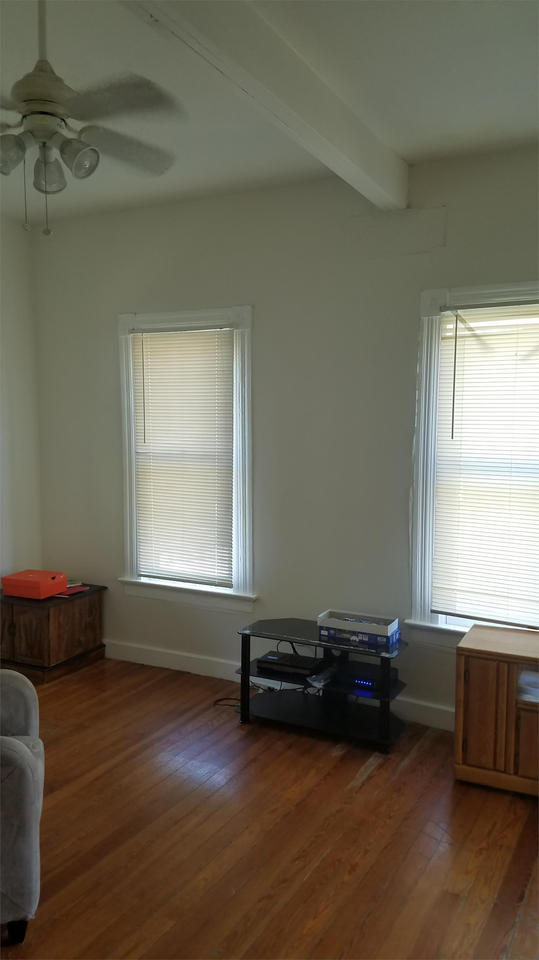 258 Kentucky Ave #1 - Photo 5 of 32