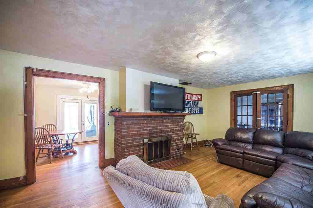 201 Forest Park Rd #1 - Photo 2 of 19
