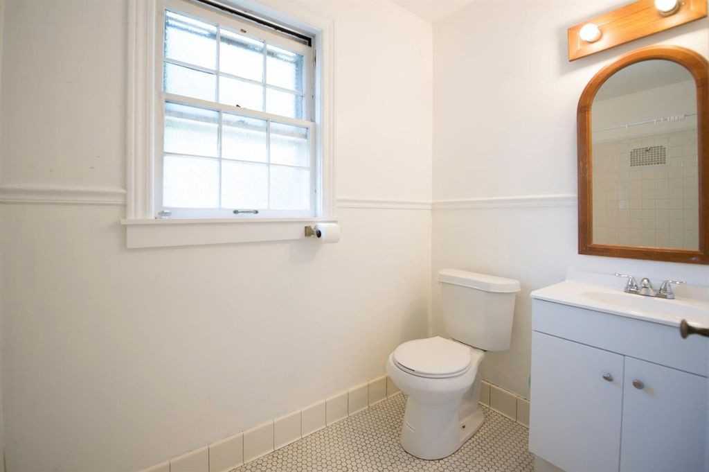 201 Forest Park Rd #1 - Photo 6 of 19