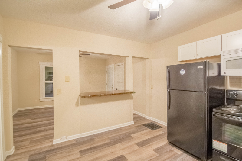 37914 2nd St - Photo 6 of 13