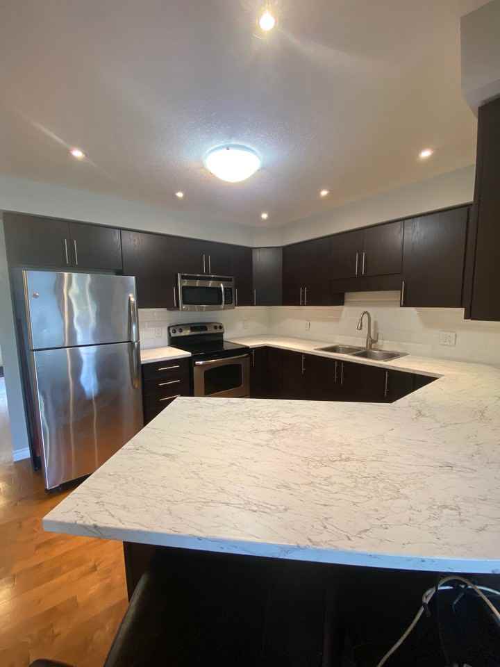 330 Dearborn Boulevard #14 - Photo 3 of 22