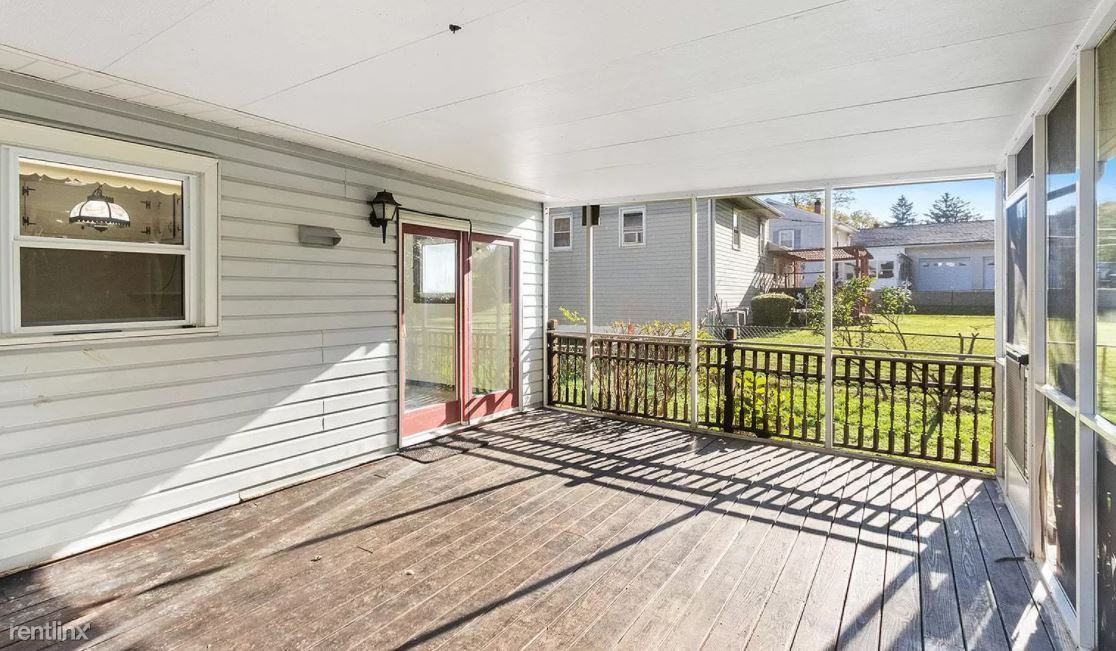 2479 W Helms Mnr - Photo 2 of 15