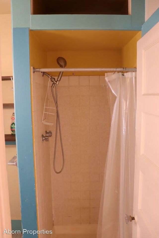 168 S 10th St - Photo 3 of 6