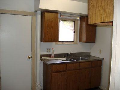 368 Burt St SE - Photo 3 of 4