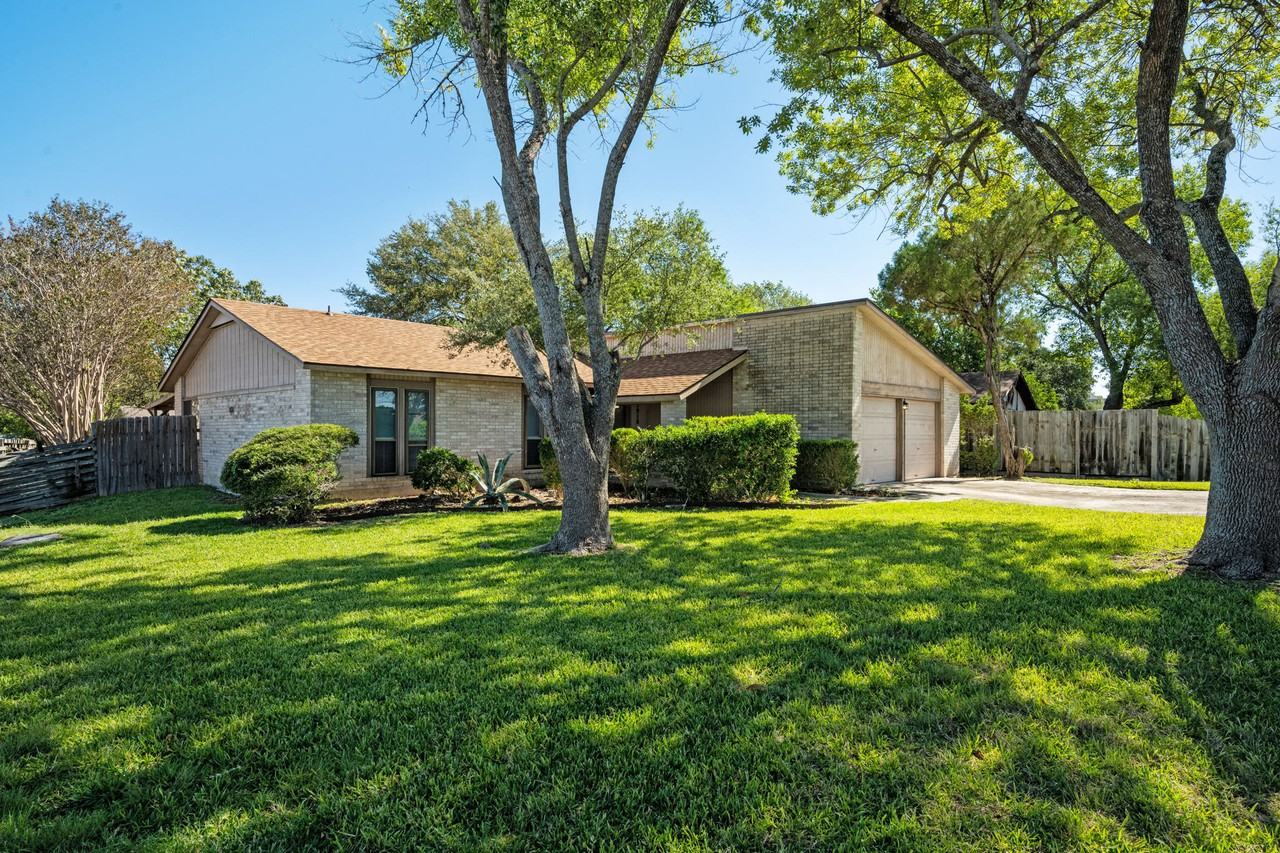 12918 Paul Revere St - Photo 2 of 25