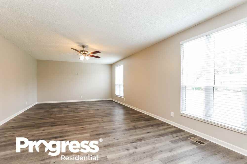 3344 Towneship Rd - Photo 3 of 16