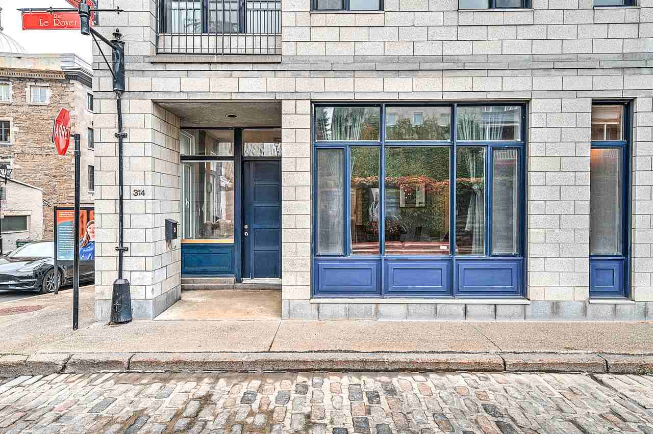 314 Rue le Royer Est - Photo 2 of 17