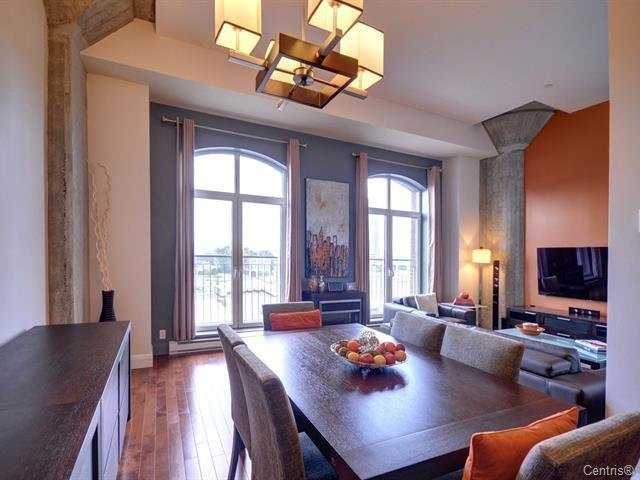 1000 Rue de la Commune Est #829