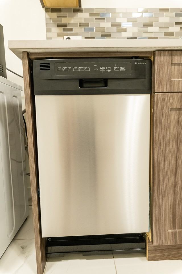 3018 East 8th Avenue - Photo 7 of 17