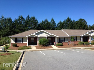 Windsor Lake Senior - Photo 3 of 4