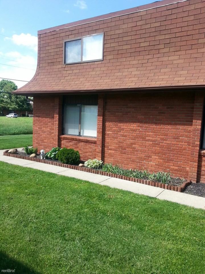 725 Moull St - Photo 3 of 9