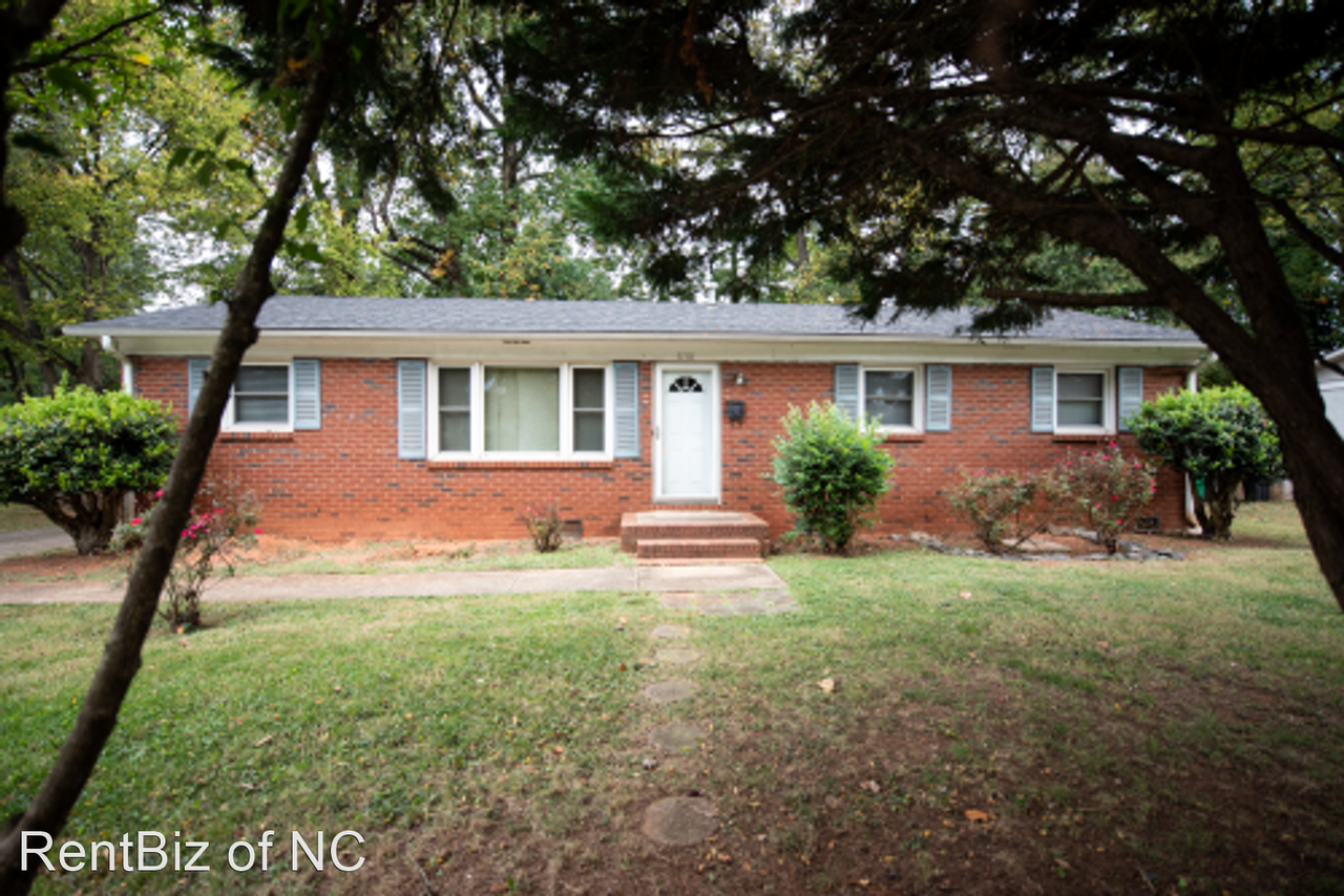 1101 Clawson Ct - Photo 2 of 11