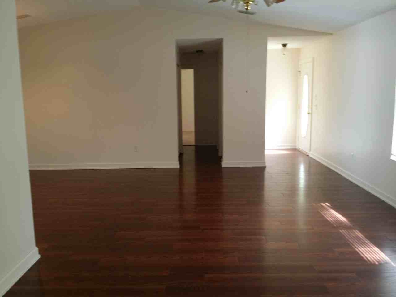 405 Alhambra Ave - Photo 3 of 5