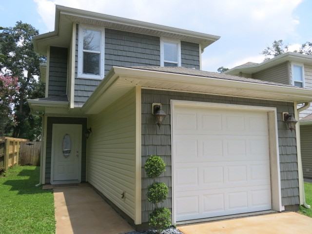201 9th Ave - Photo 2 of 23