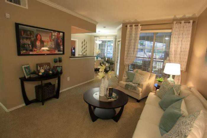 Palomar Ln - Photo 3 of 6