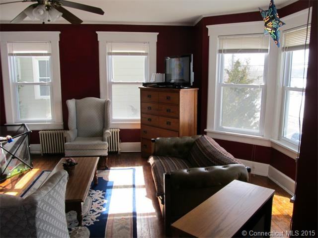 134 Greenmanville Ave - Photo 3 of 11