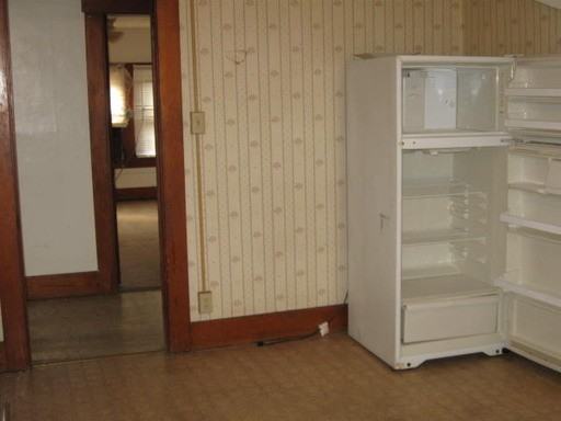 419 S 12th St - Photo 2 of 9