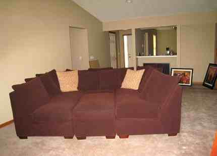 110 W Tomaras Ave - Photo 3 of 4