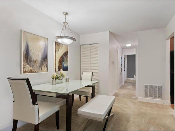 2529 Chain Bridge Rd - Photo 2 of 20