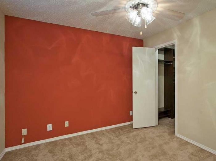 330 E Denton Dr - Photo 2 of 15