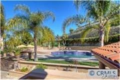 180 S Lakeview Ave - Photo 2 of 20