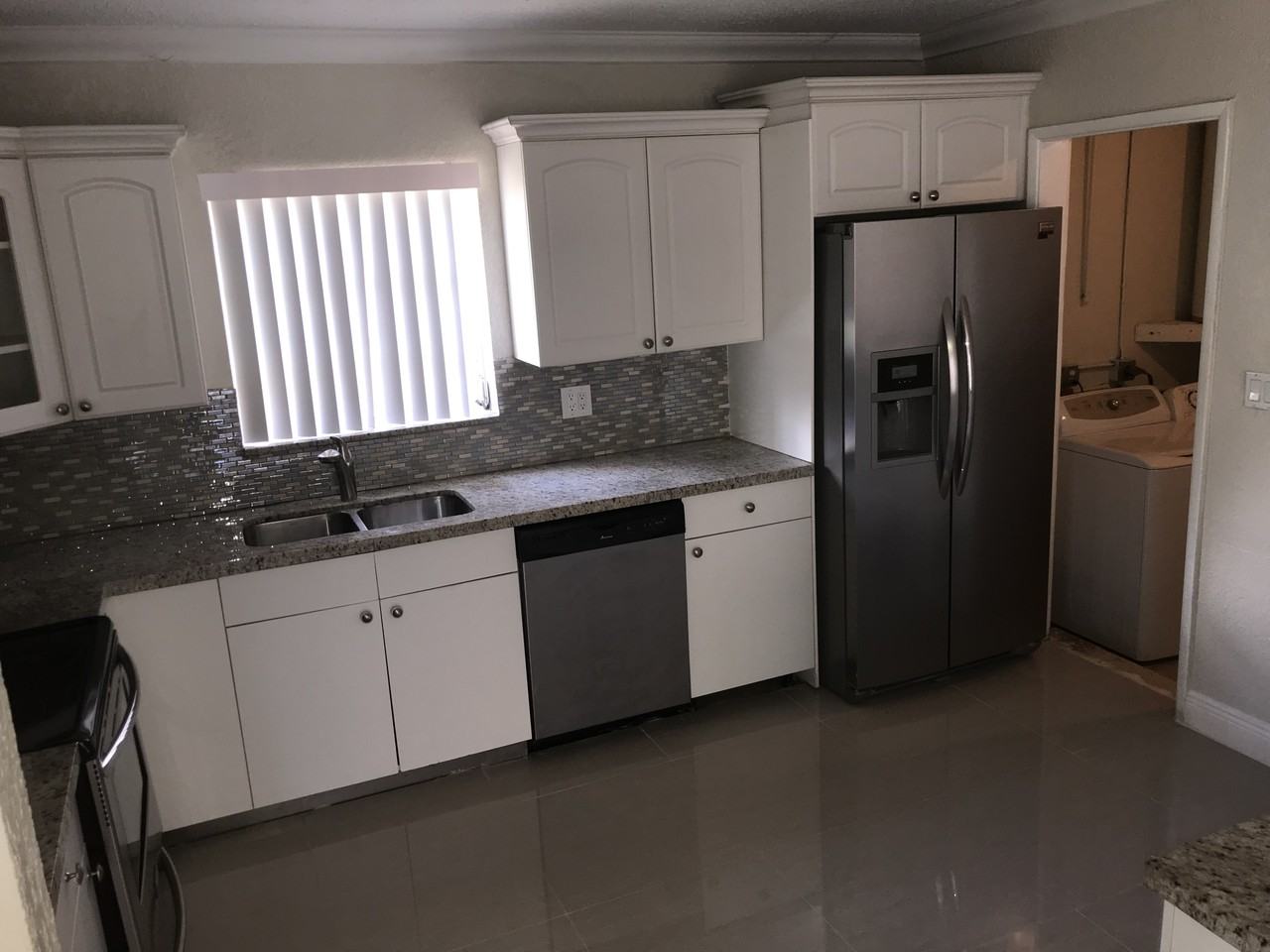 1306 South 29th Avenue - Photo 3 of 16