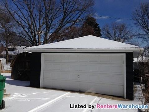 1411 Melrose Ave - Photo 3 of 3