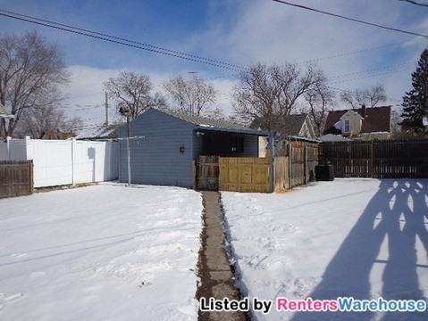 124 18th Ave N - Photo 3 of 13