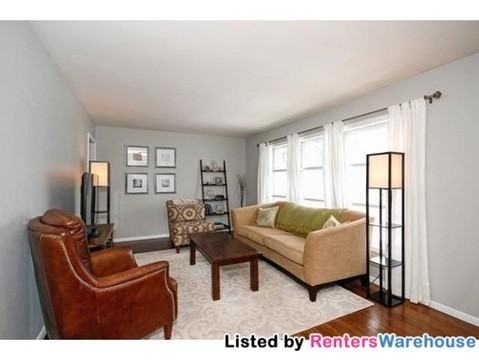 1430 Melrose Ave - Photo 3 of 15