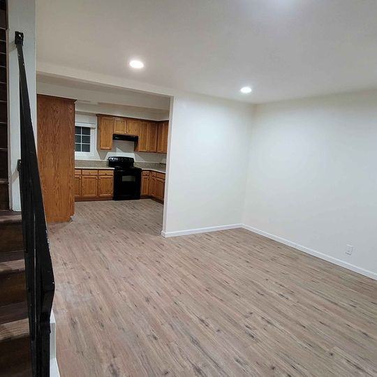 11516 Eucalyptus Ave #B - Photo 2 of 11