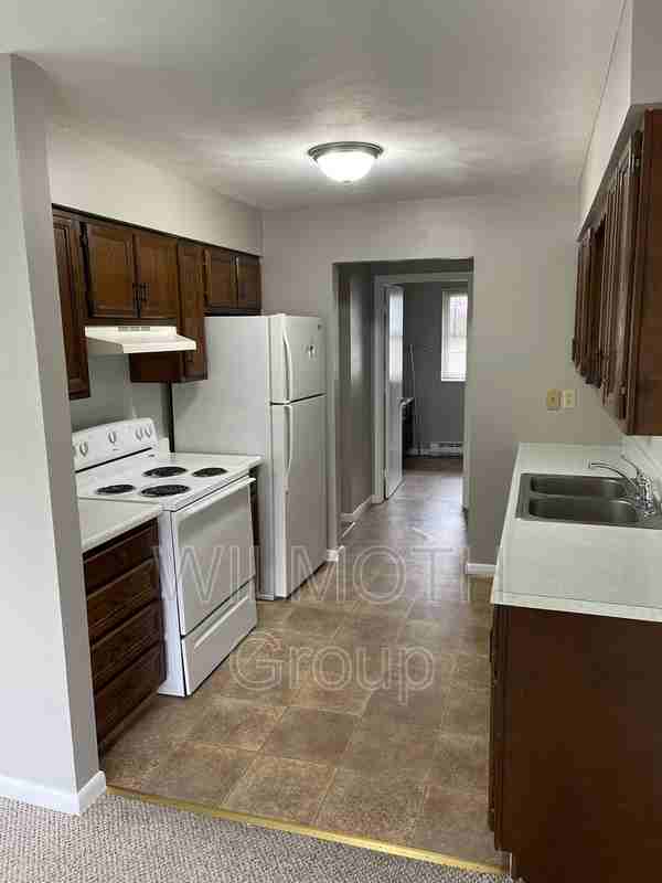 100 N High St #1 - Photo 3 of 10