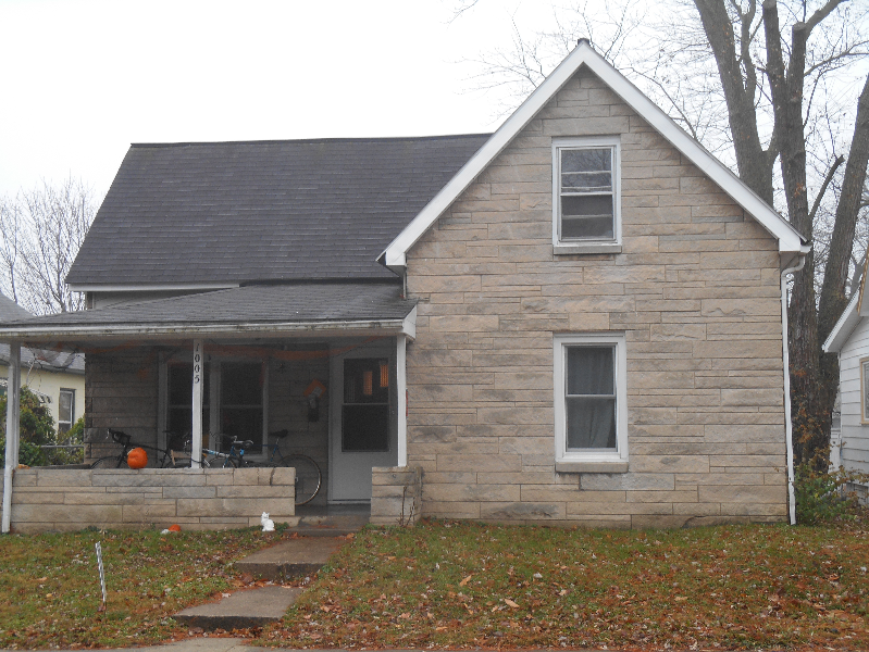 1005 W 6th St - Photo 2 of 10