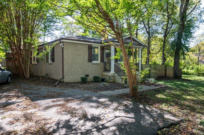 4008 Cambridge Ave - Photo 3 of 26